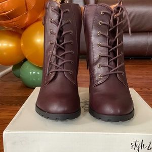 Size 7.5 Brown/Wine Boots; Macy’s Brand Style & Co